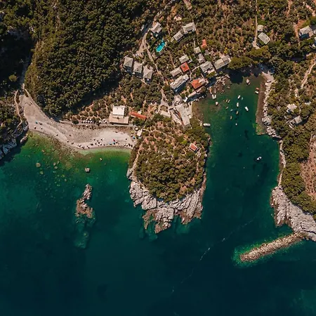 Cleopatra's Miramare Apart-hotel 4*