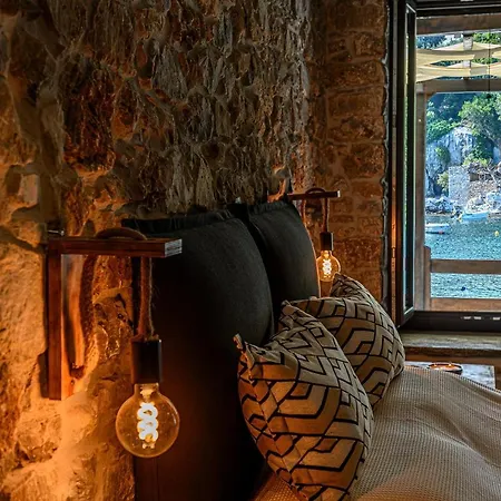 Cleopatra's Miramare Damouchari