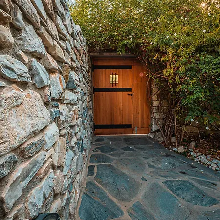 Cleopatra's Miramare 4* Damouchari