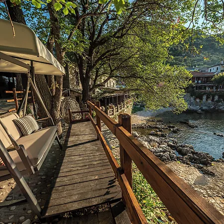Cleopatra's Miramare Lejlighedshotel Damouchari