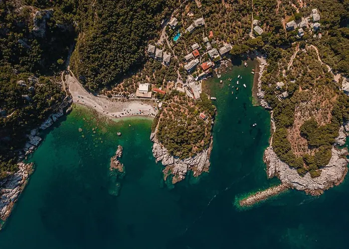 Cleopatra's Miramare מלון דירות 4*