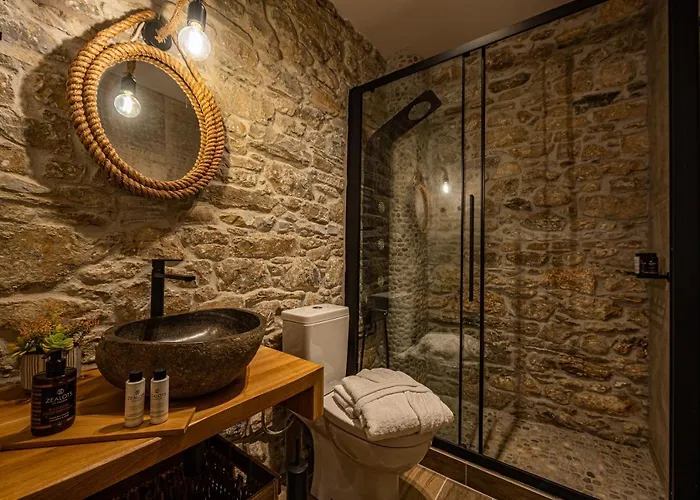 Apartmanhotel Cleopatra's Miramare 4*