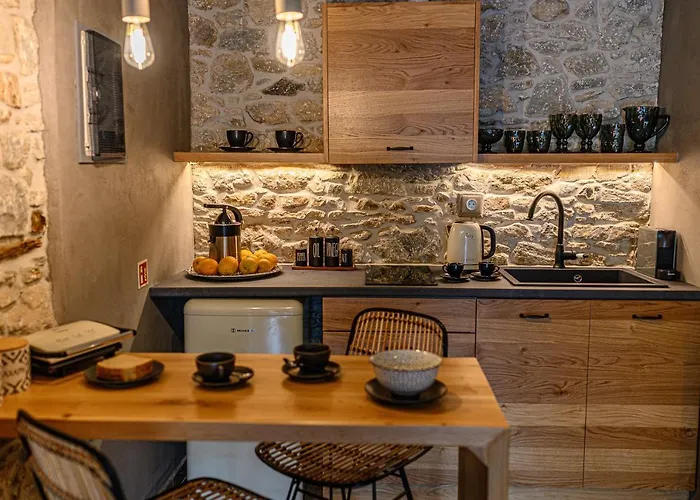 Apartmanhotel Cleopatra's Miramare 4*