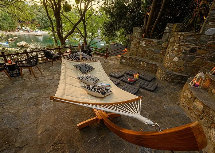 Cleopatra's Miramare Apartmanhotel Damúhari