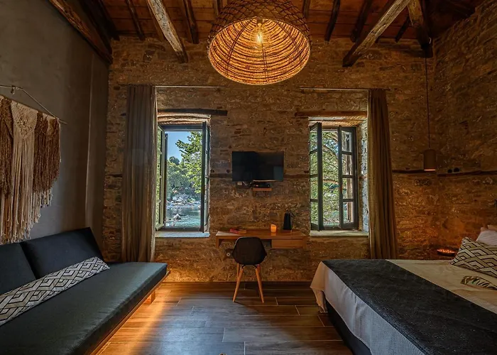 Cleopatra's Miramare 4*