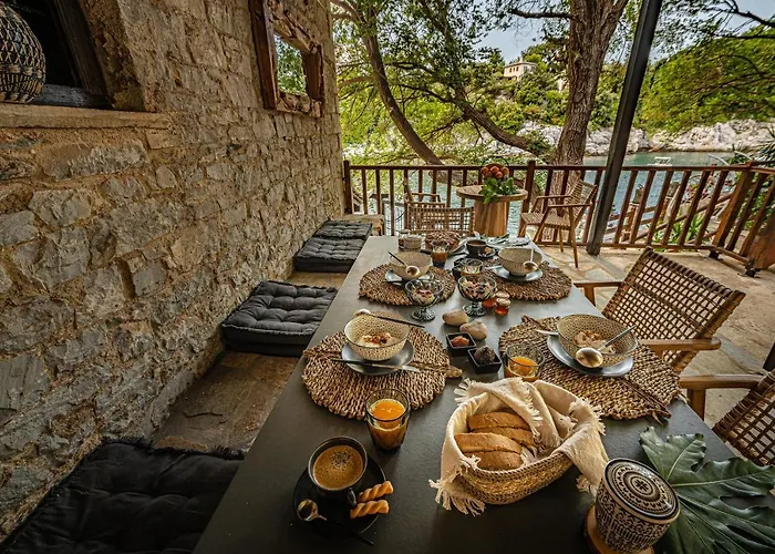 Cleopatra's Miramare Apartmanhotel Damúhari