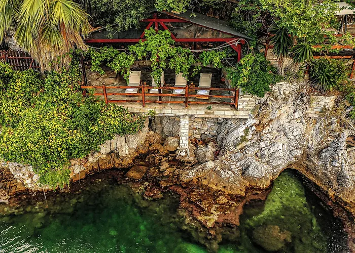 Aparthotel Cleopatra's Miramare 4*