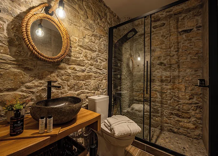 Apartmanhotel Cleopatra's Miramare 4*