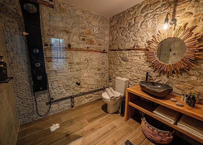 Cleopatra's Miramare Apartmanhotel