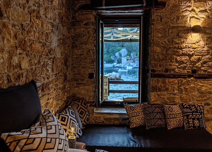 Cleopatra's Miramare 4*