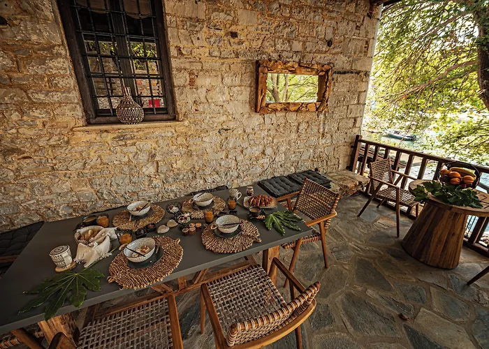 Cleopatra's Miramare Apartmanhotel 4*