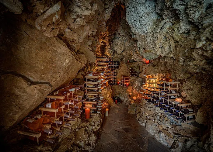 מלון דירות Cleopatra's Miramare דמוצ'ארי